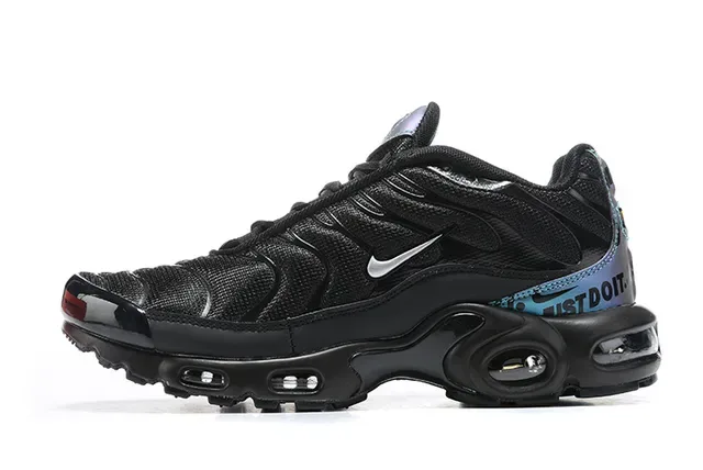 Nike Air Max Plus Black and White Lifestyle Sneakers 20