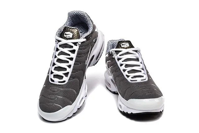 Nike Air Max Plus Black White Lifestyle Sneakers 17