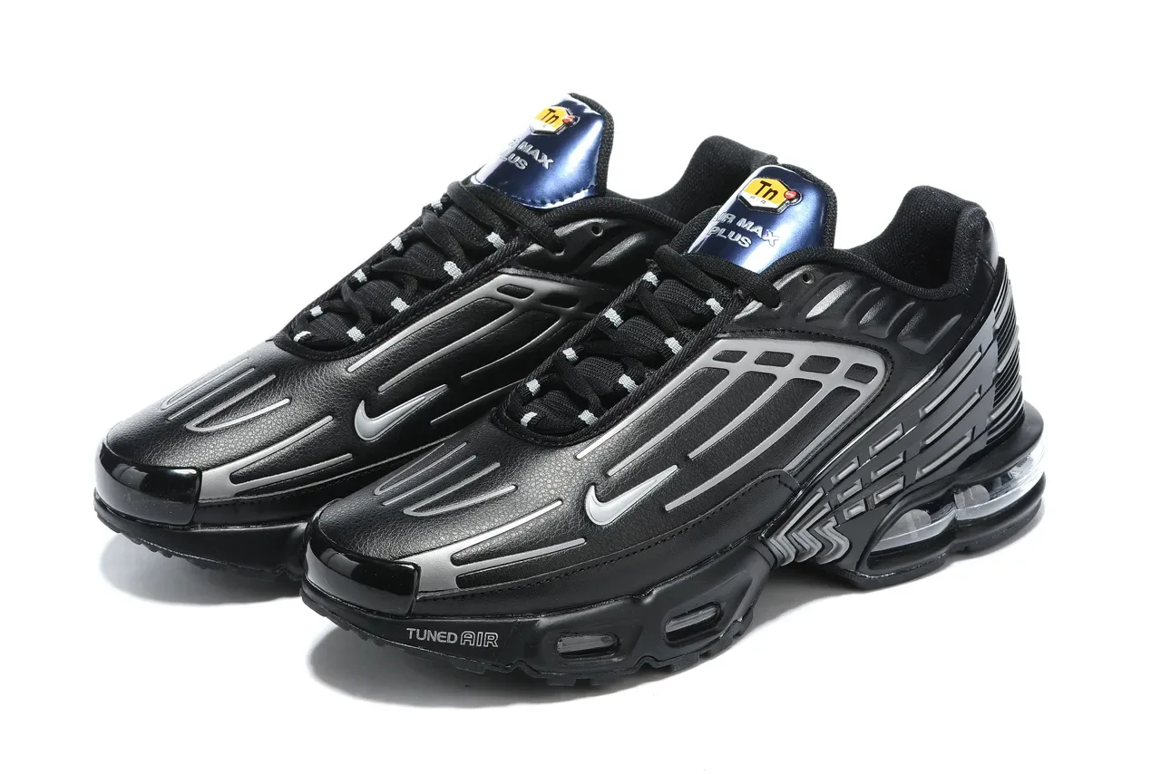 Nike Air Max Plus Tuned Air Black Silver Lifestyle Sneakers 3