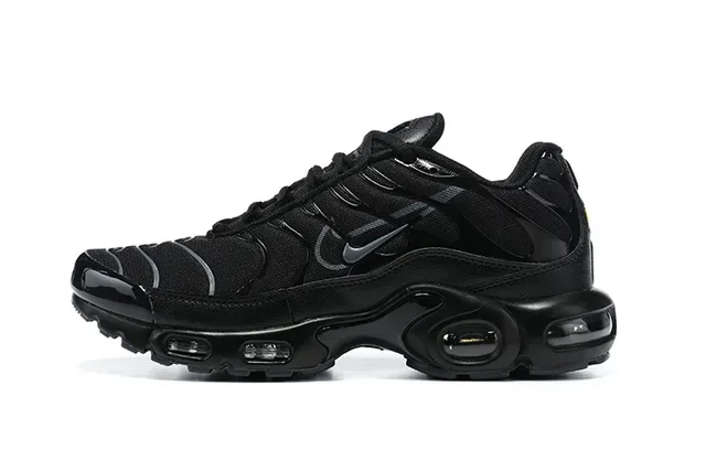 Nike Air Max Plus Yellow and Black Lifestyle Sneakers 9