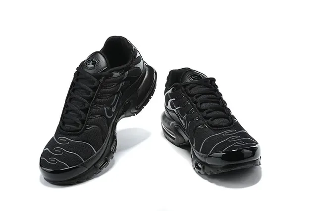 Nike Air Max Plus Yellow and Black Lifestyle Sneakers 12