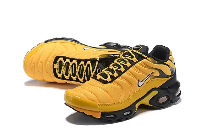 Nike Air Max Plus Yellow and Black Lifestyle Sneakers 16