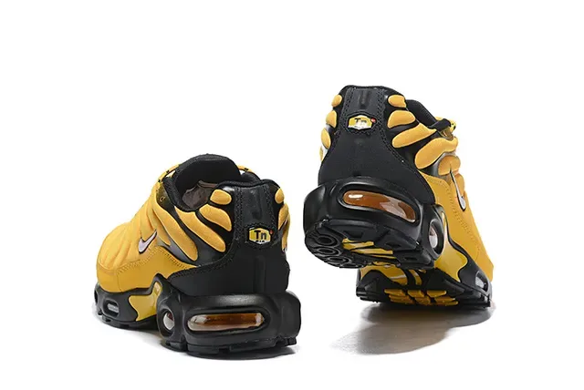 Nike Air Max Plus Yellow and Black Lifestyle Sneakers 18