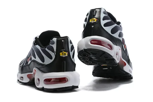 Nike Air Max Plus Yellow and Black Lifestyle Sneakers 24