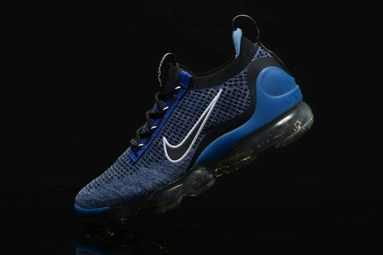 Nike Air VaporMax Flyknit Blue Heather Lifestyle Sneakers 5