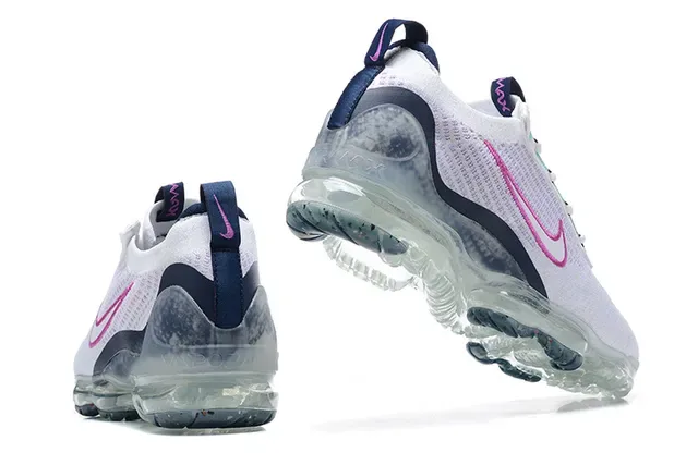 Nike Air VaporMax Flyknit Women's White Pink Navy Lifestyle Sneakers 2