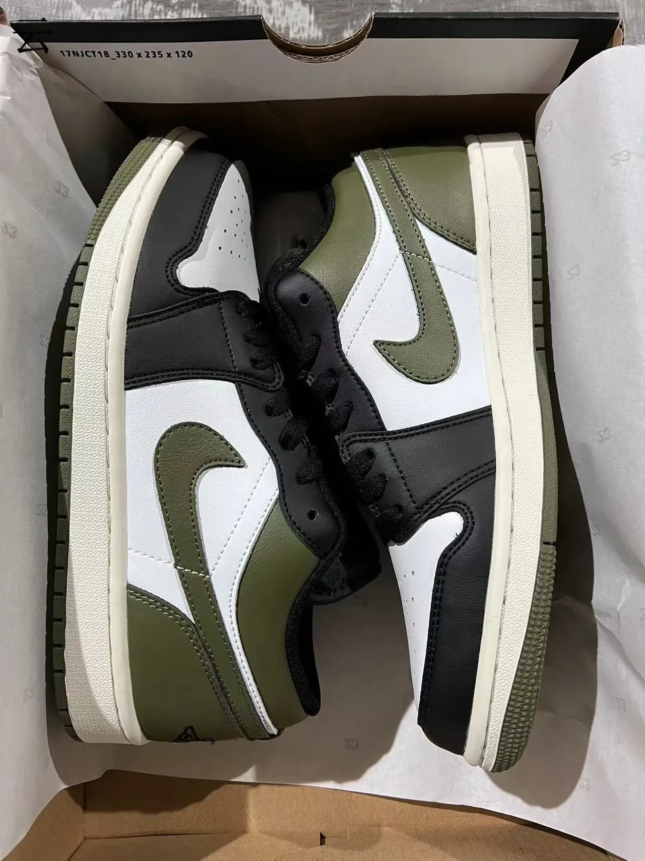 Nike Army Green Black Low-Top Leather-Paneled Lifestyle Sneakers 9