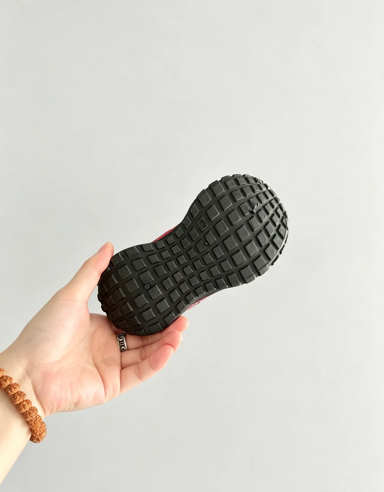 Nike Beige Orange Midsole Mesh-and-Synthetic Upper Chunky Sneakers 19
