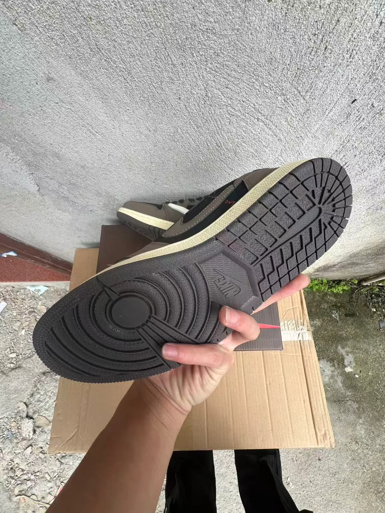 Nike Black Brown Low-Top Layered Leather-and-Suede Upper Lifestyle Sneakers 6