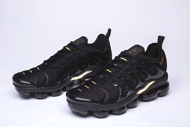 Nike Black Gold Wave-Shaped Synthetic Cage Full-Length Visible Air Unit Lifestyle Sneakers 12