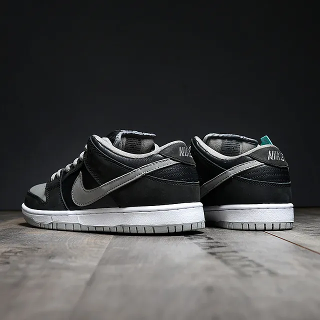 Nike Black Gray Low-Top Perforated Toe Skateboard Shoes 3