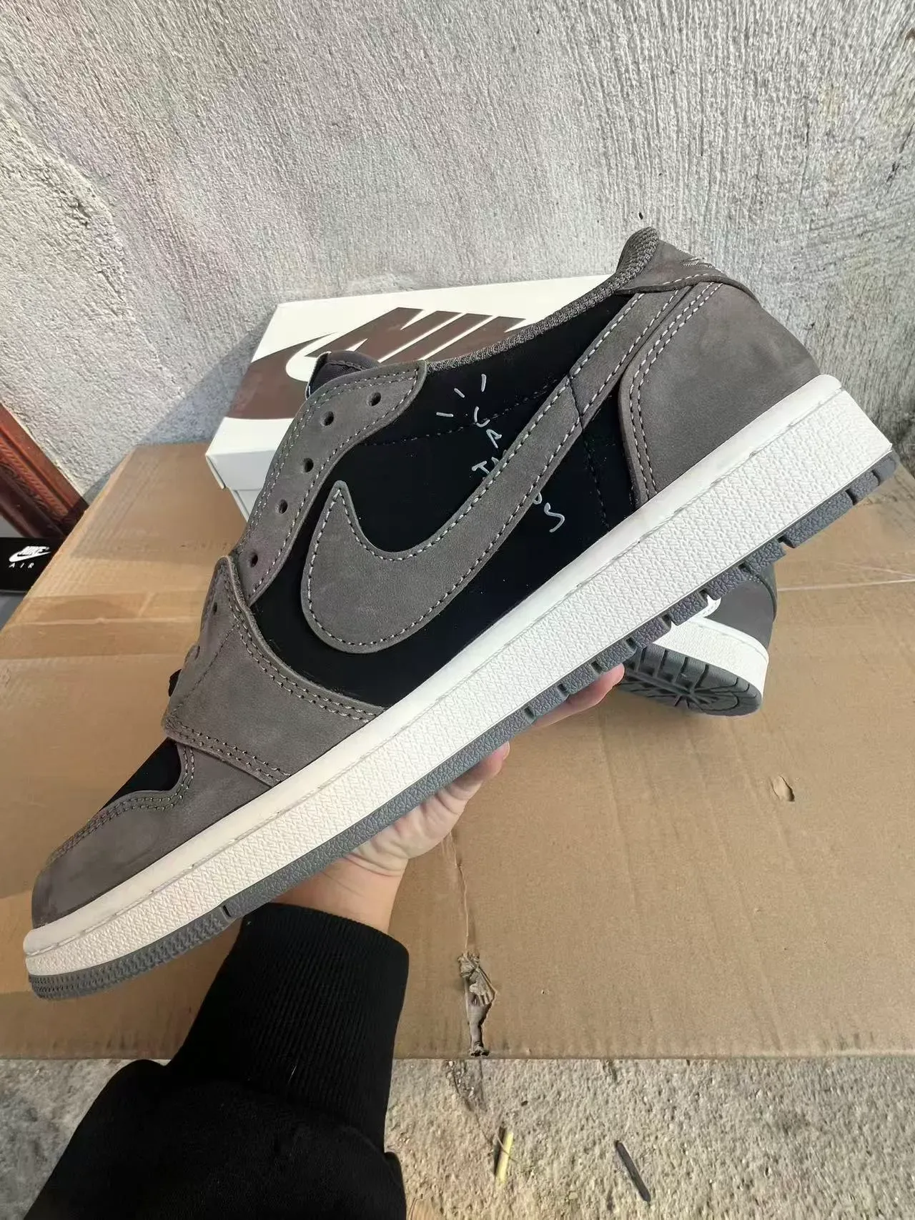 Nike Black Gray Low-Top Silhouette Mixed-Material Upper Lifestyle Sneakers 5