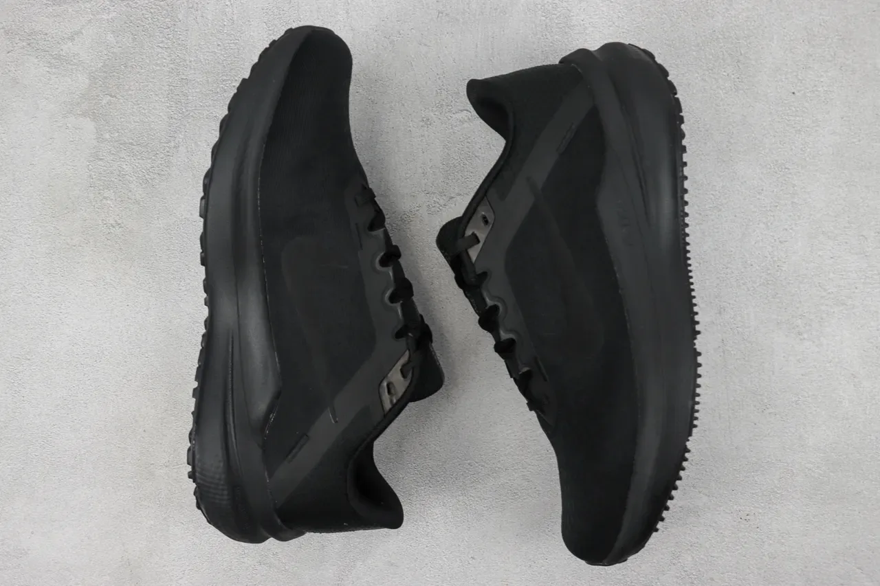 Nike Black Monochrome Engineered Mesh Upper Running Shoes 2