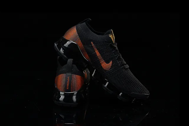 Nike Tênis Lifestyle Preto Laranja Upper Tricô Visible Air Sole 11
