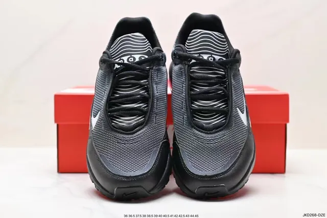Nike Black Red Mesh Upper Synthetic Cage Overlay Lifestyle Sneakers 8