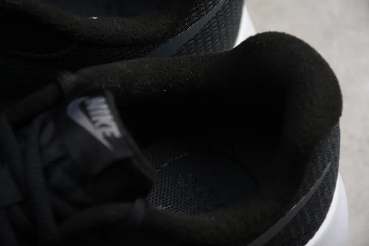 Nike Black White Mesh Upper Minimalist Silhouette Lifestyle Sneakers 5