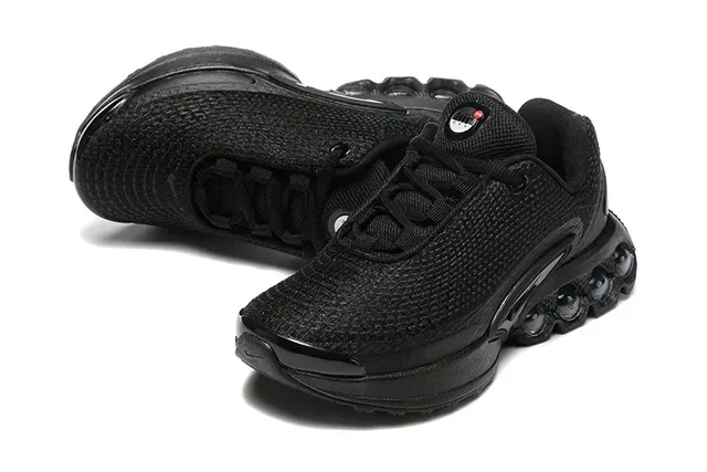 Nike Blue Black Gradient Mesh Upper Visible Spherical Cushioning Pods Sneakers 6