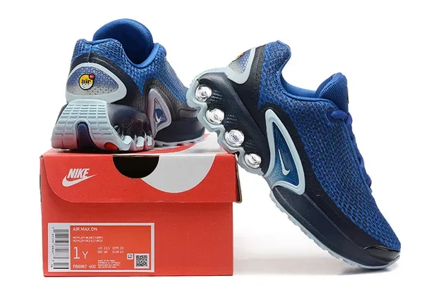 Nike Blue Black Gradient Mesh Upper Visible Spherical Cushioning Pods Sneakers 8