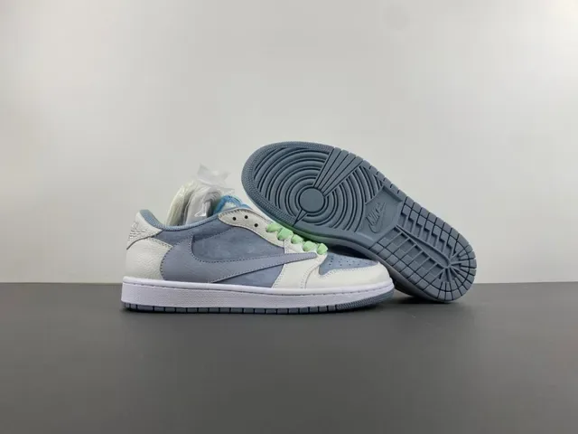 Nike Blue Green Low-Top Multi-Material Upper Lifestyle Sneakers 11