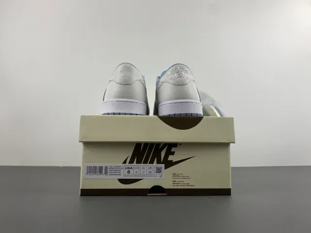 Nike Blue Green Low-Top Multi-Material Upper Lifestyle Sneakers 15
