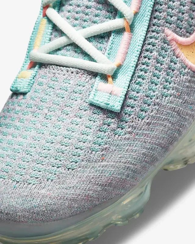 Nike Blue Pink Knit Upper Visible Air Unit Sole Lifestyle Sneakers 3
