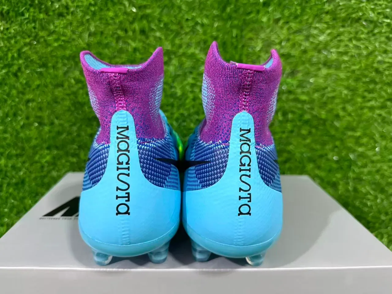 Nike Azul e Roxo Sock-Fit Knit Upper Translucente TPU Cage Firm-Ground Sapatos de Futebol 3