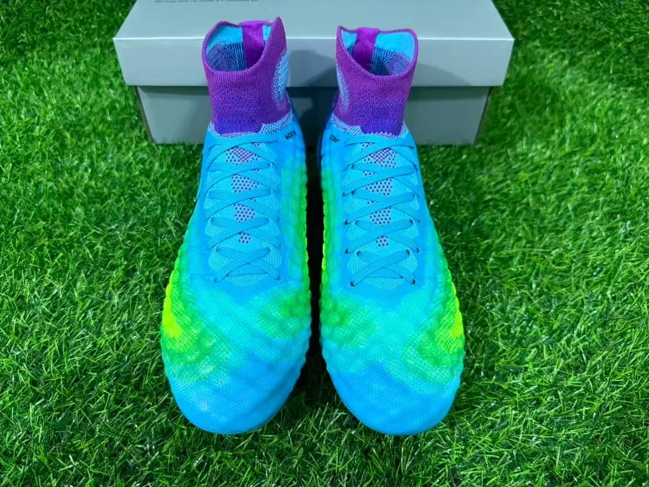 Nike Azul e Roxo Sock-Fit Knit Upper Translucente TPU Cage Firm-Ground Sapatos de Futebol 5