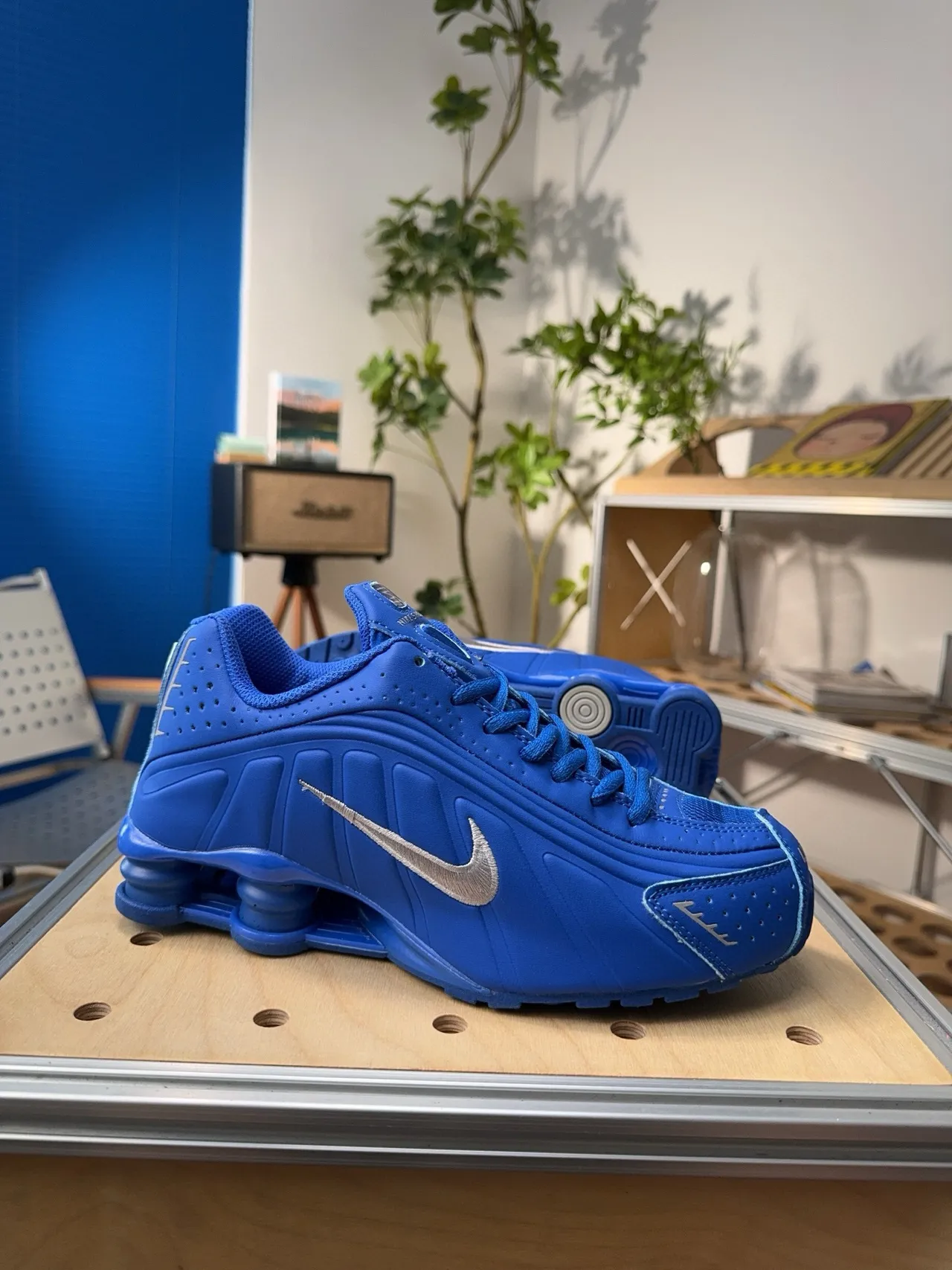 Nike Blue Silver Shox Column Cushioning Synthetic Molded Upper Lifestyle Sneakers 2