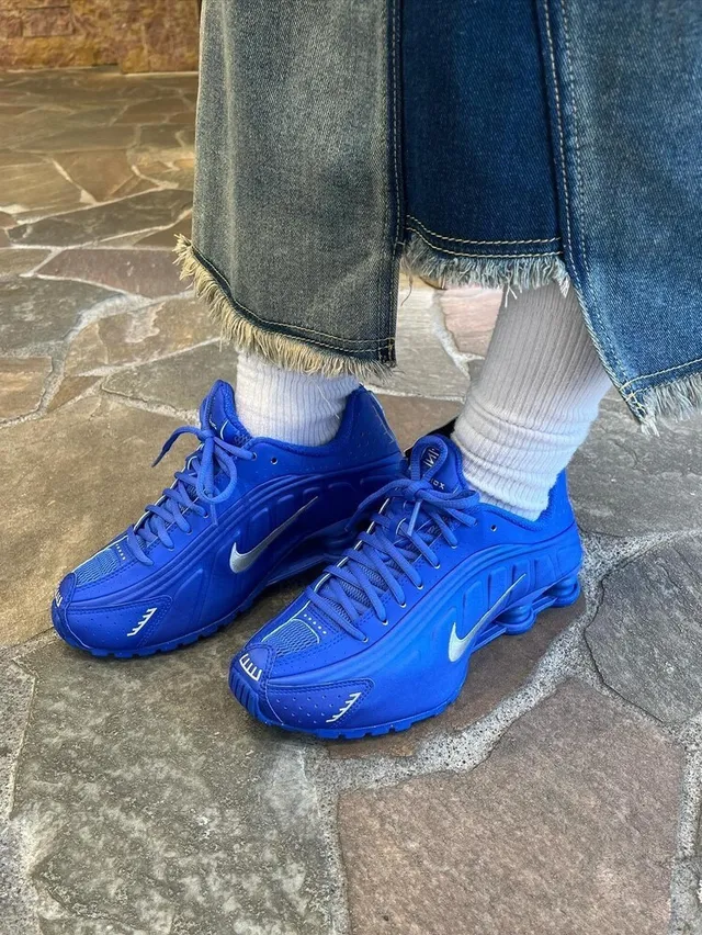 Nike Blue Silver Shox Column Cushioning Synthetic Molded Upper Lifestyle Sneakers 17