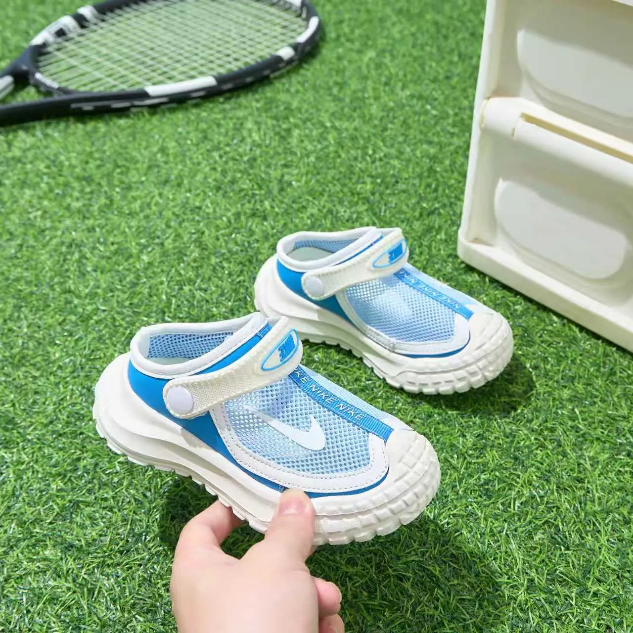 Nike Blue White Mesh Upper Hook-and-Loop Strap Casual Sandals 5