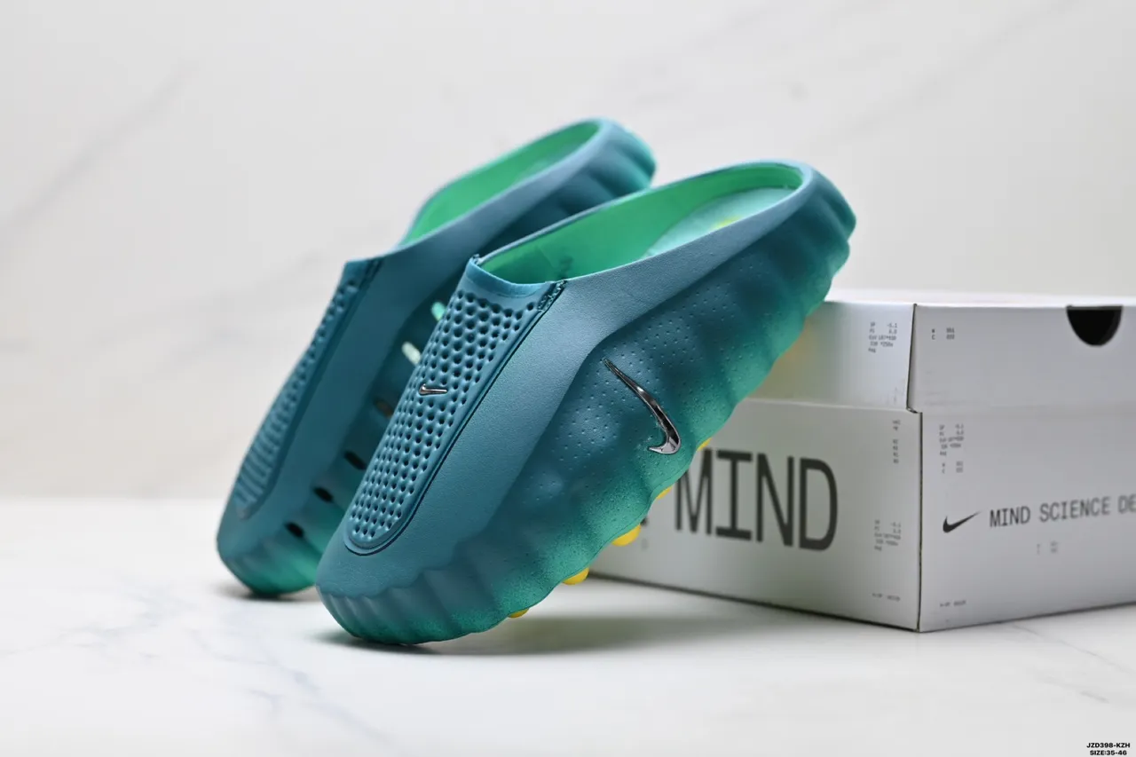 Nike Blue Yellow Molded Monolithic Upper Perforated Vamp Clog 8
