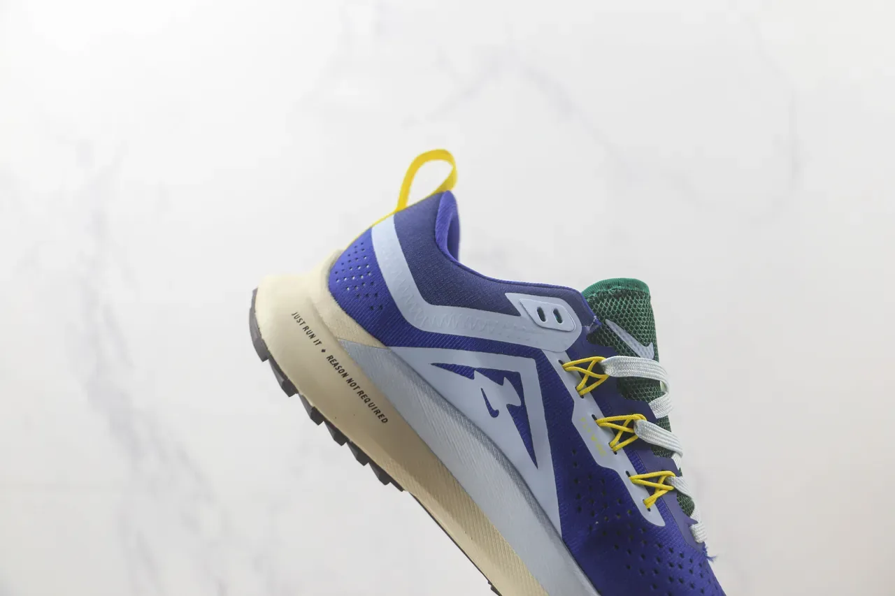 Nike Chaussures de Running Bleu Jaune Upper Knit Perforé Contraste Grid Toe Cap 5
