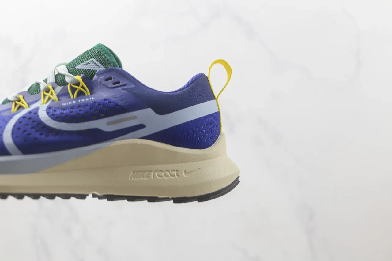Nike Chaussures de Running Bleu Jaune Upper Knit Perforé Contraste Grid Toe Cap 7
