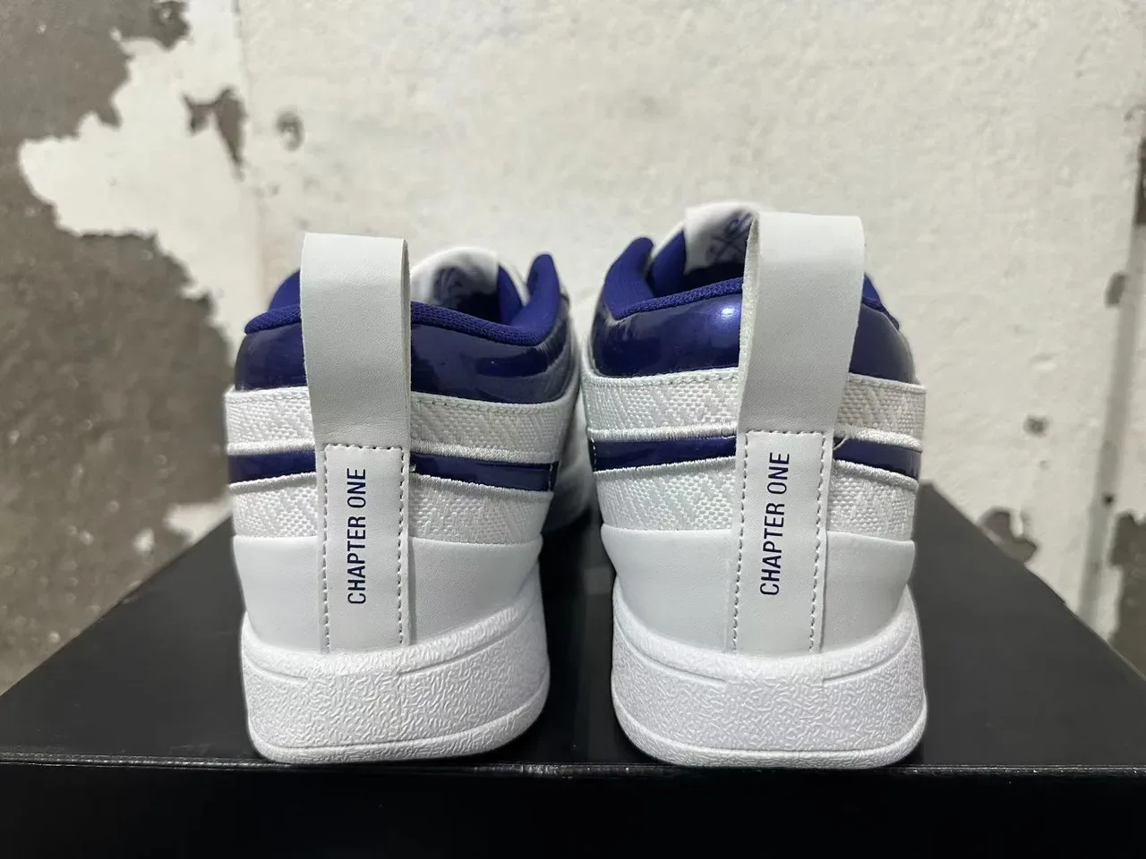 Nike Booker White Purple Textile-and-Leather Upper Glossy Heel Counter Lifestyle Sneakers 3