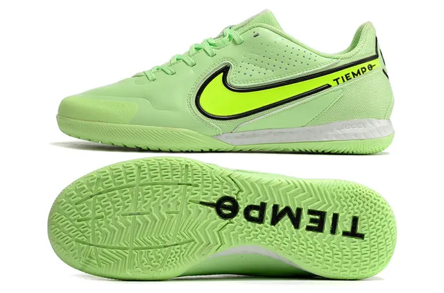 Nike brun noir métallique rose-or supérieur contre-talon chaussures de football intérieur 22