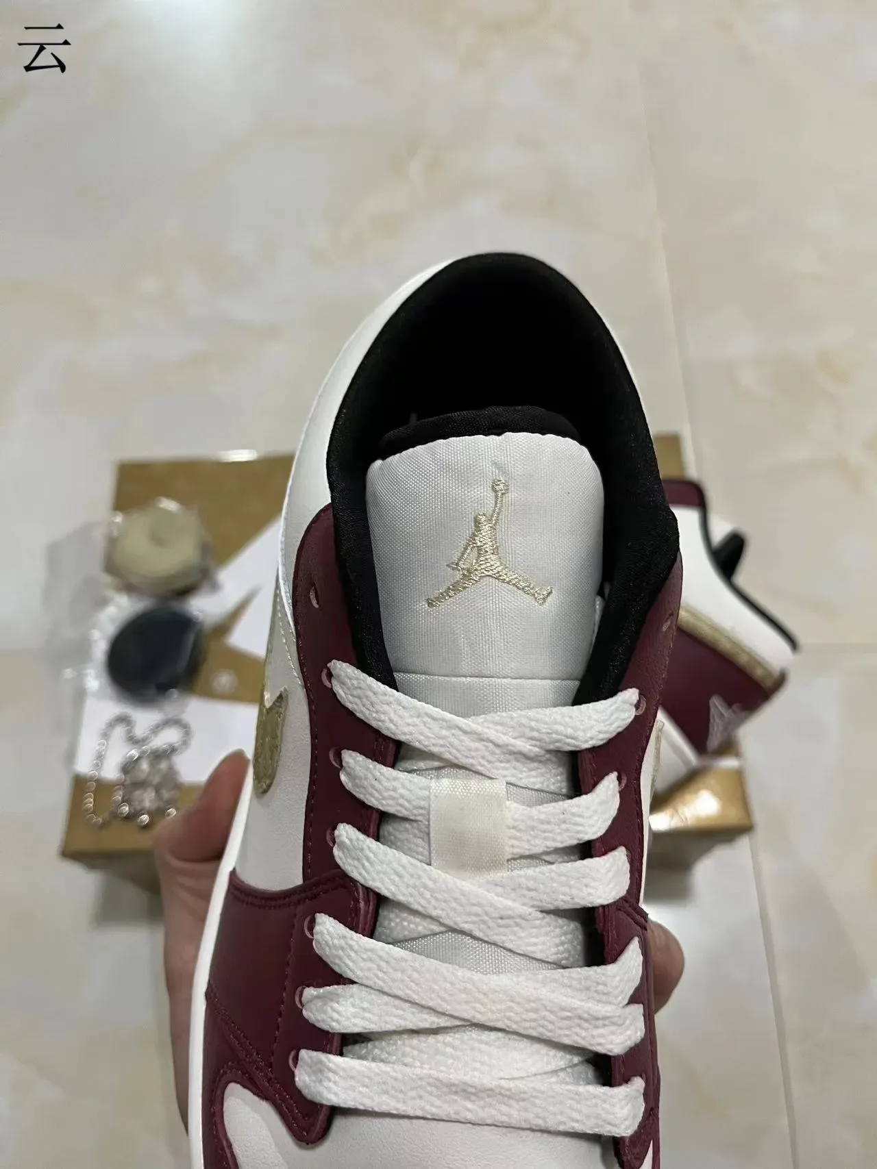 Nike Burgundy White Low-Top Silhouette Leather Upper Lifestyle Sneakers 10