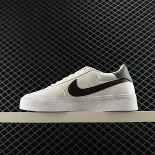Nike COURT SHOT सफेद और काला लाइफस्टाइल स्नीकर