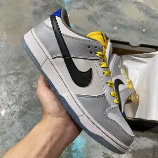 耐克 Dunk Low 灰黑黄蓝滑板鞋