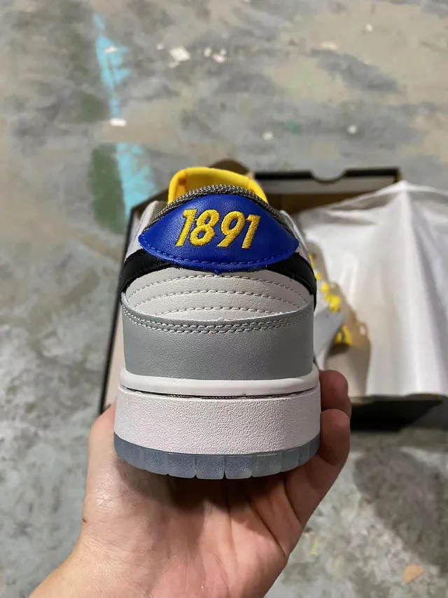 Nike Dunk Low Gris Noir Jaune Bleu Chaussures de Skateboard 6