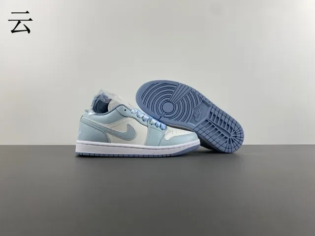Nike Dunk Low Light Blue and Cream Lifestyle Sneakers 12