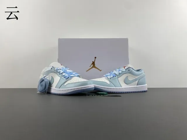 Nike Dunk Low Light Blue and Cream Lifestyle Sneakers 13