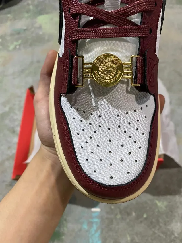Nike Dunk Low Maroon and White Lifestyle Sneakers 3