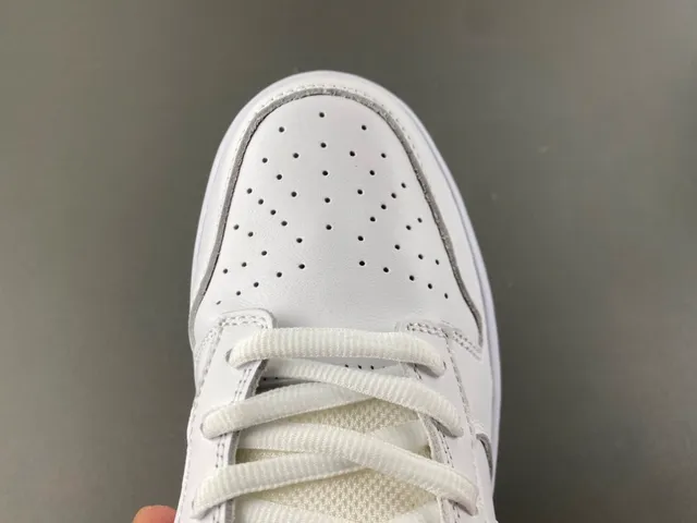 Nike Dunk Low Supreme '94 White Gray Lifestyle Sneakers 5