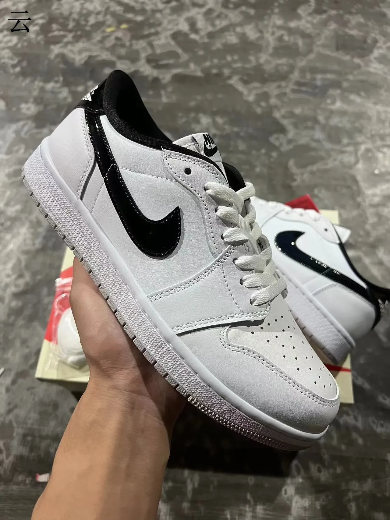 Nike Dunk Low White Black Tênis Lifestyle 2
