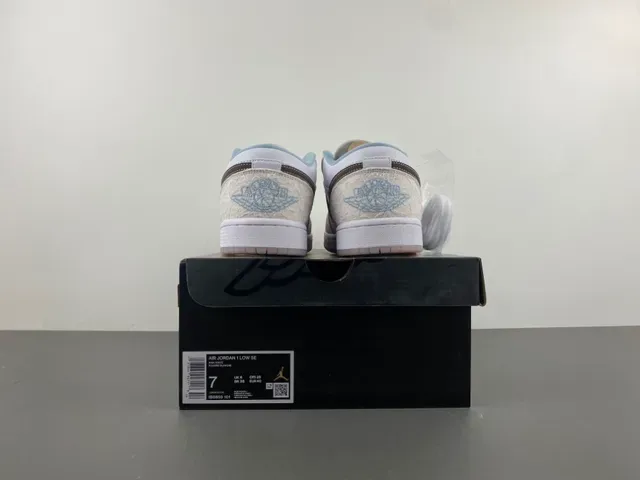 Nike Dunk Low Branco Marrom Cinza Tênis Lifestyle 17