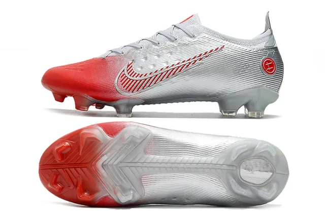 Nike Sapatos de futebol dourados pretos com overlay metálico de malha base para solo firme 9