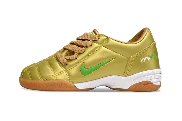 Nike Gold Green Metallic Quilted Upper Swoosh Branding Indoor Soccer Shoes 11