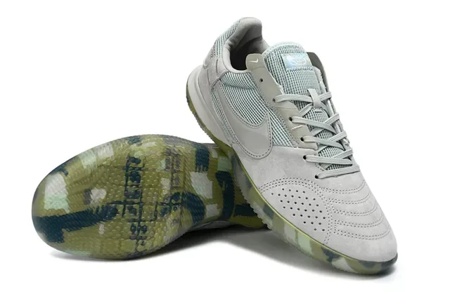 Nike Gray Multicolor Perforated Leather Toe Layered Mesh And Suede Upper Sneakers 4