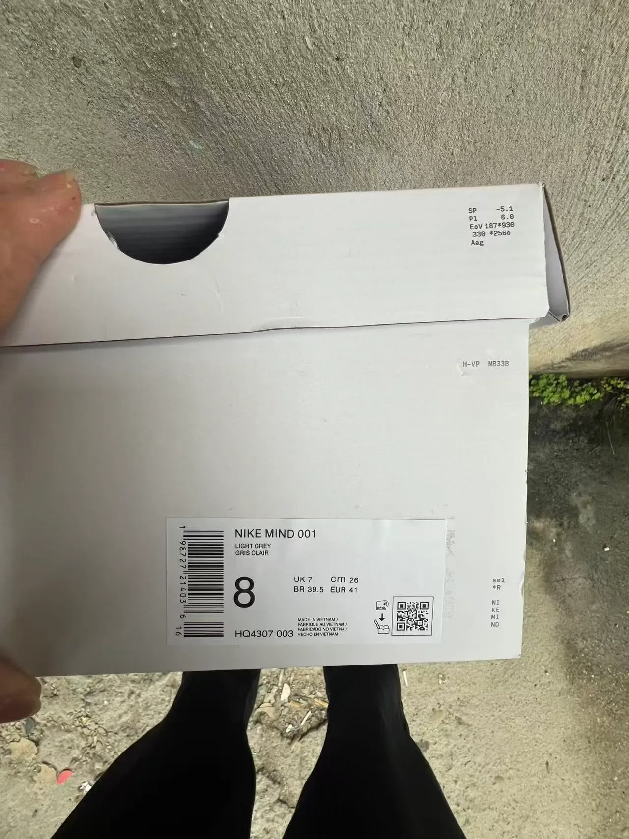 Nike Gray Orange Sculpted Wavy Midsole Pod Outsole Sneakers 10
