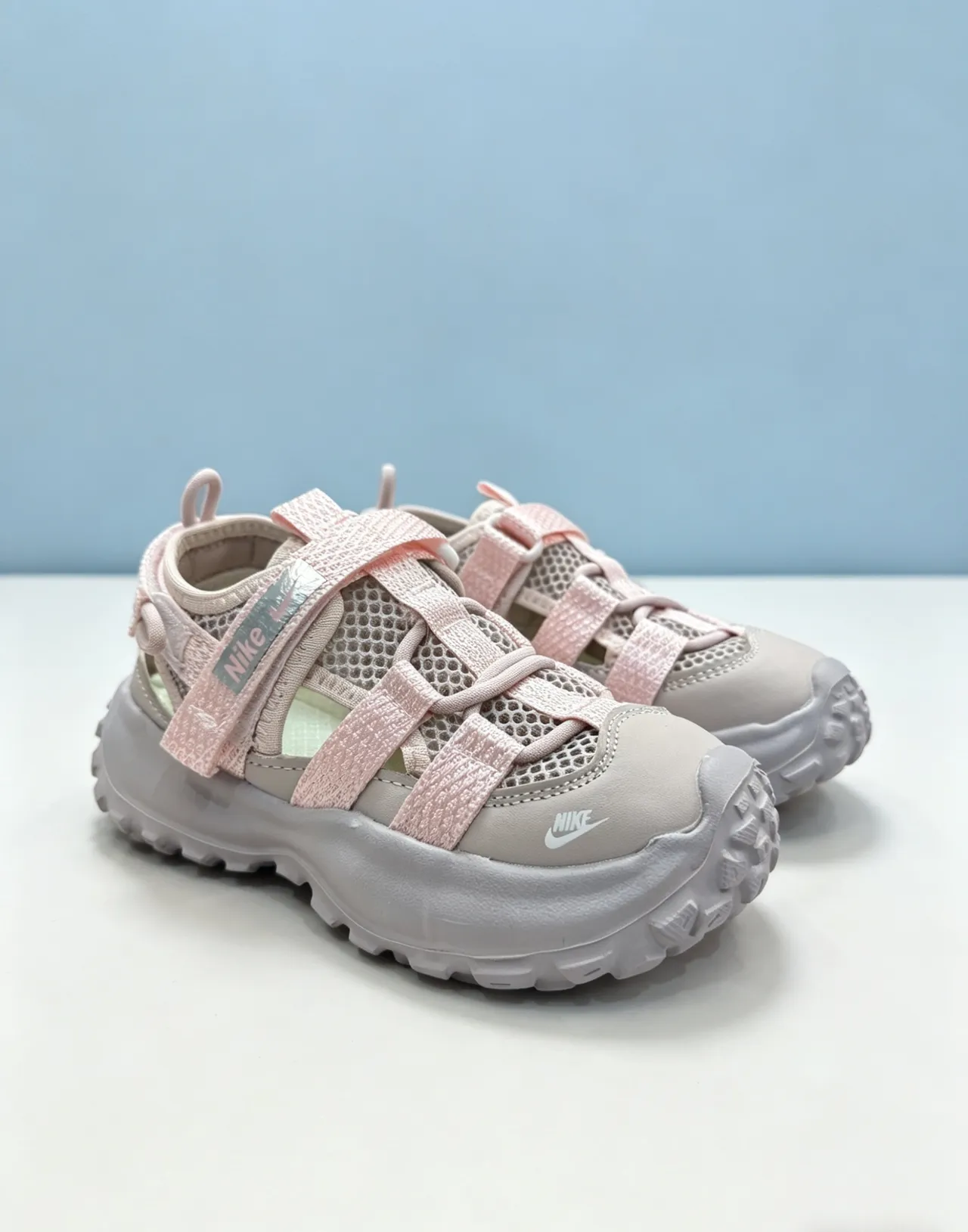 Nike Gris Rose Épaisse Plateforme Semelle Multi-Bandes Velcro Fermeture Sandales Casual 6